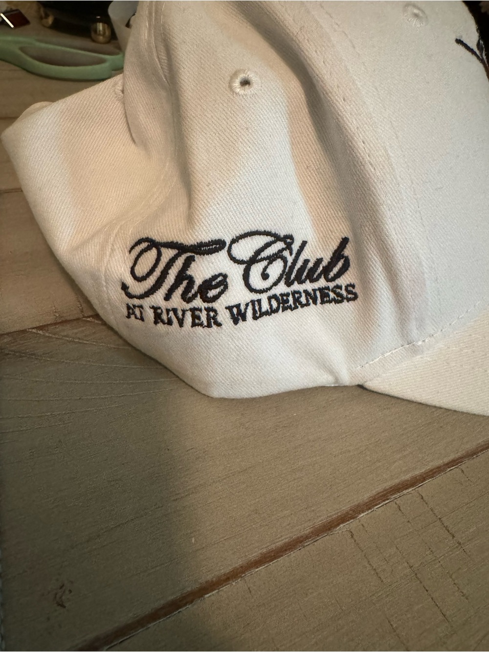 Embroidered Crest White Baseball Cap - Picture 2 of 4